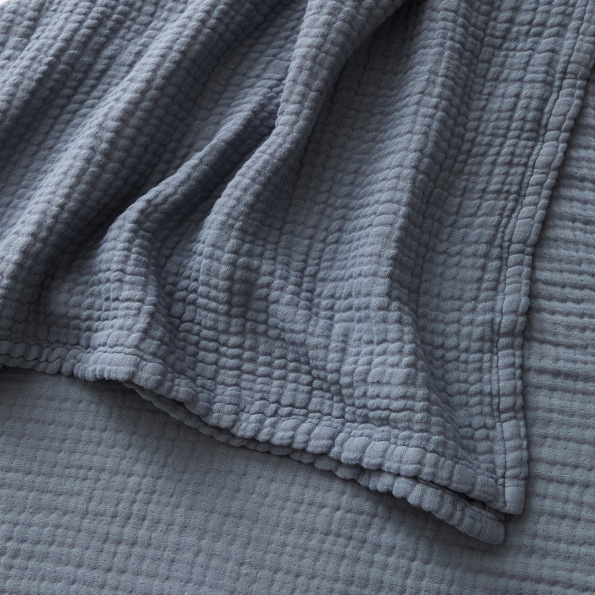 Cocoon™ Muslin Blankets