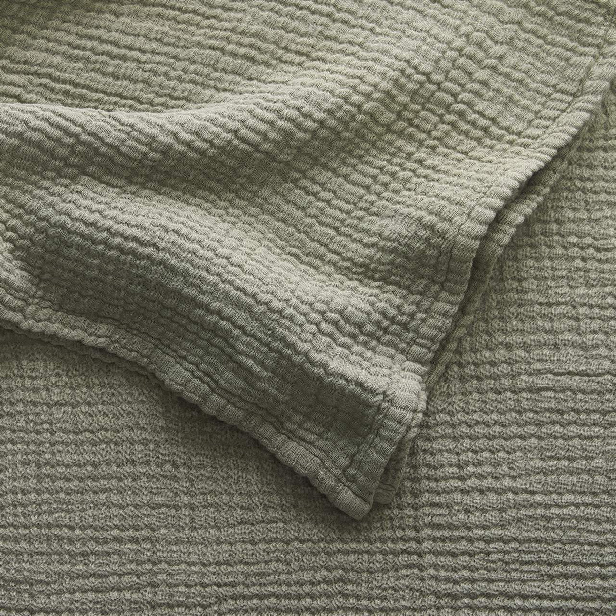 Cocoon™ Muslin Blankets